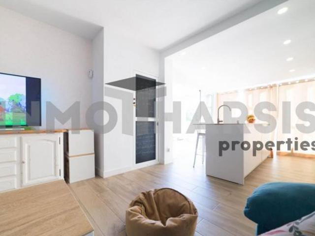 SE VENDE PISO EN TOYO CON AMPLIA TERRAZA TOTALMENTE REFORMADO