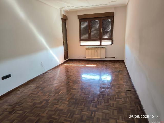 Se vende piso en Voluntaria Entrega