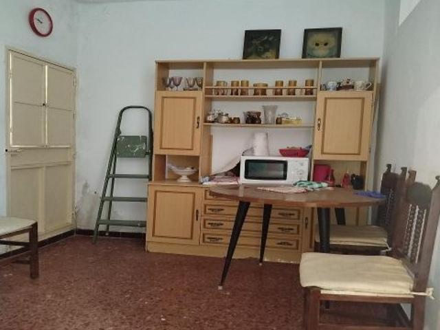 SE VENDE PISO EN ZAHARA DE LA SIERRA