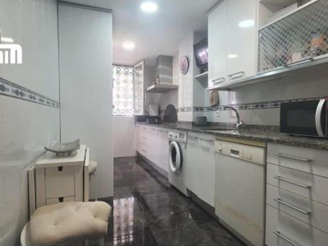 SE vende piso en zona de Abrantes