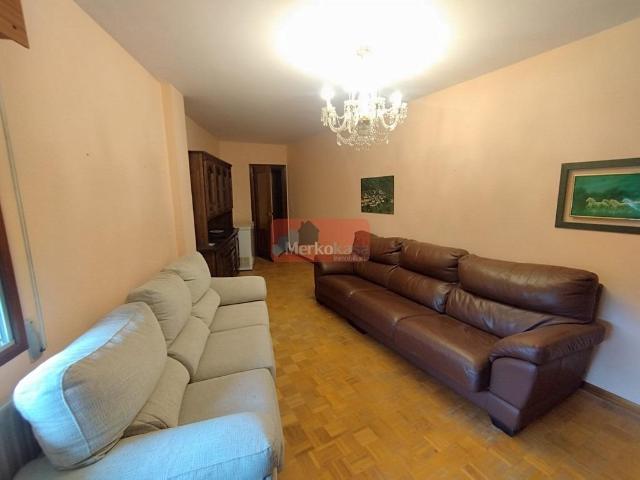 SE VENDE PISO LUMINOSO EN ZONA NOGAIS LUGO