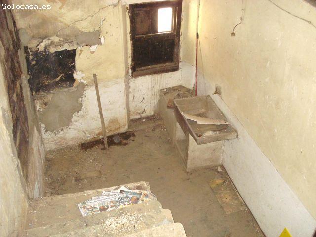 Se vende piso para reformar con Tejado Reformado