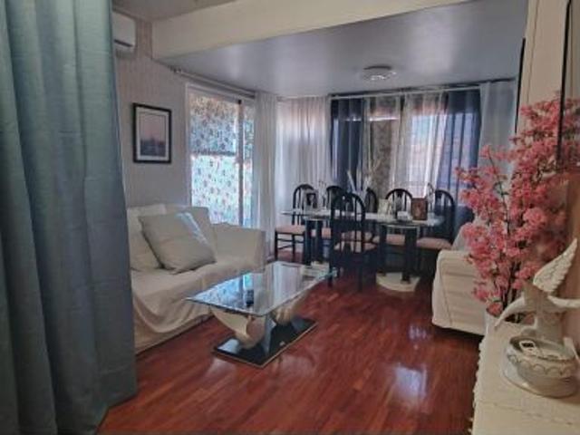 SE VENDE PISO / REFORMADO / CENTRICO / LUMINOSO / LISTO PARA VIVIR