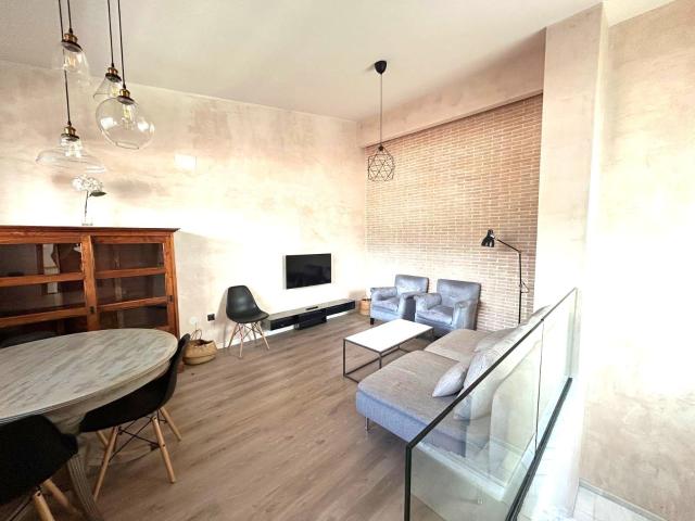 Se vende piso zona San Bernardo con plaza de garaje y trastero