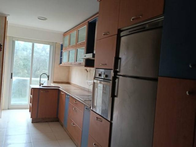 Se vende piso zona Ventiuno