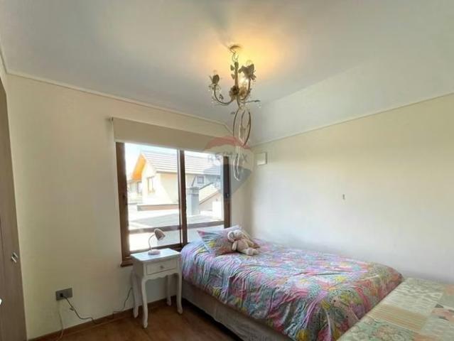 Se vende portal de la frontera /piscina y quincho. 4 dormitorios por 12990.00 en Temuco