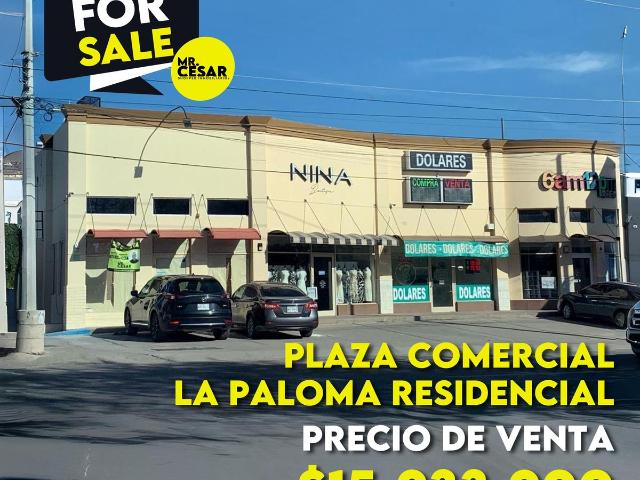 Se vende plaza comercial en la paloma Residencial