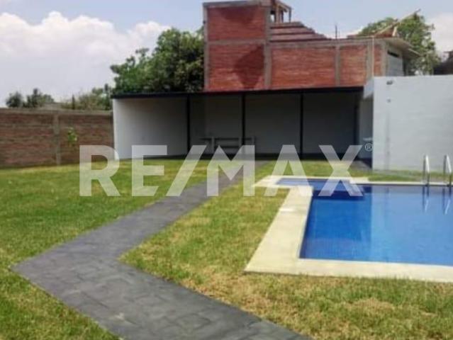 SE VENDE PROPIEDAD CON ALBERCA SAN LUIS BELTRAN