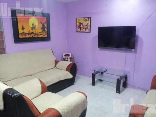 SE VENDE PROPIEDAD RESIDENCIAL Y COMERCIAL EN AVENIDA