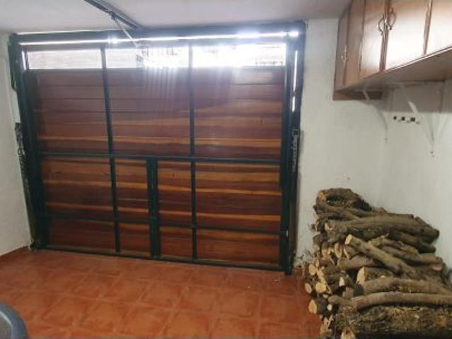 SE VENDE PRECIOSA CASA EN JABALCUZ