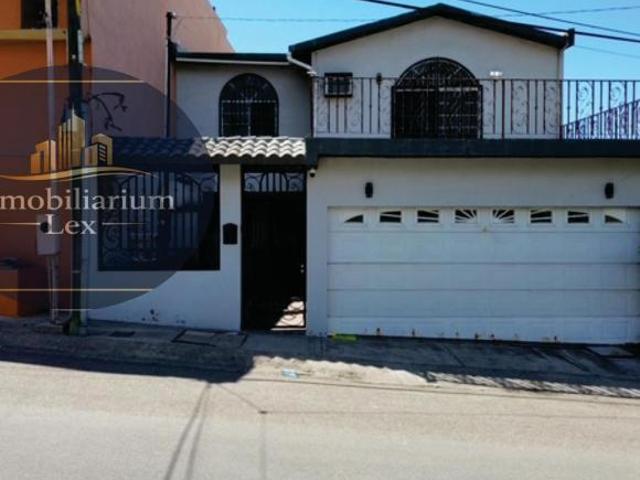 SE VENDE PRECIOSA RESIDENCIA EN EL VALLE TIJUANA