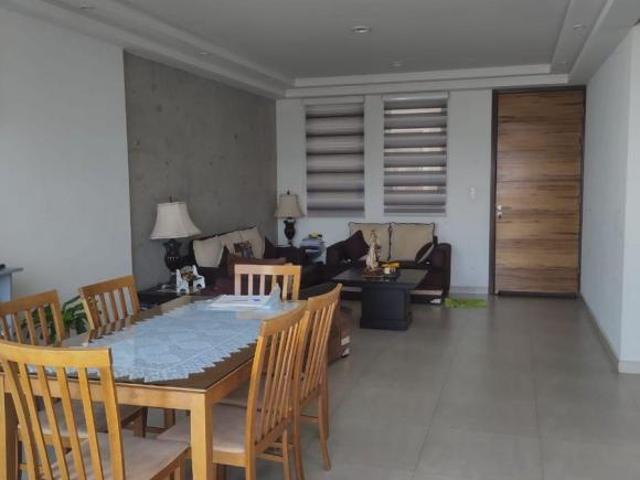 Departamento de 130 m² con 3 habitaciones en venta en Las Colonias