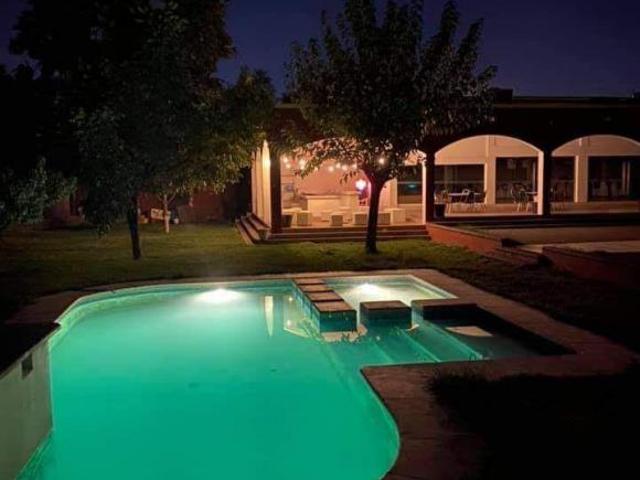 SE VENDE QUINTA PARA EVENTOS UBICADO POR LOMBARDO TOLEDANO