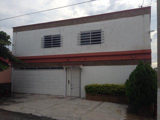 SE VENDE RESIDENCIA CON ALBERCA EN FRACC LAS TERRAZAS DE TUXTLA GTZ