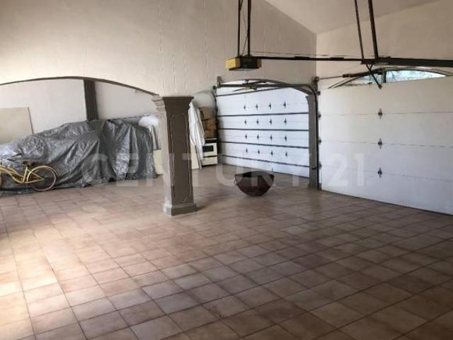 SE VENDE RESIDENCIA EN COLONIA PANAMERICANA UNA PLANTA