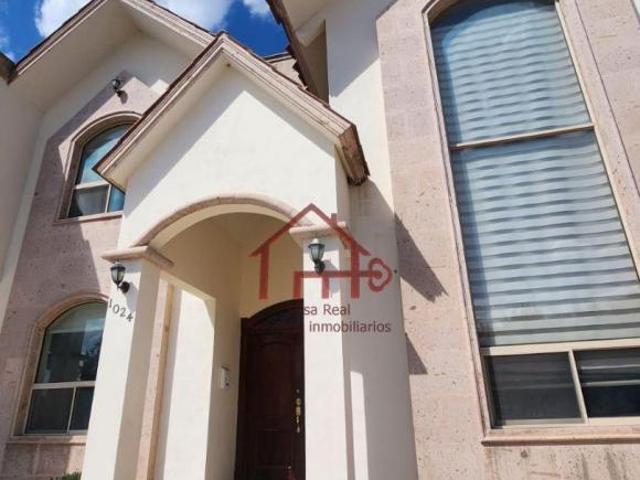 RESIDENCIA EN VENTA, JARDINES DE VERSALLES, ZONA NORTE, SALTILLO, COAH