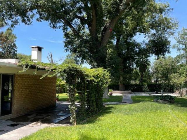 Se vende residencia en San Lorenzo