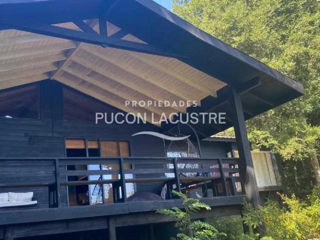 Se venden 2 casas condominio rio plata pucon 1740 | dormitorios por 11500.00 en Pucón