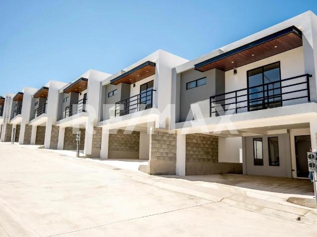 SE VENDEN CASAS NUEVAS EN ENSENADA, PRIVADA DE SOLO 14 UNIDADES