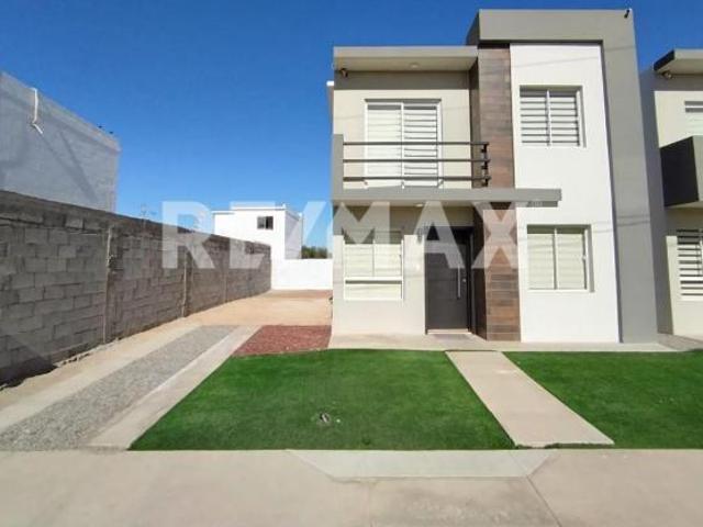 SE VENDEN CASAS NUEVAS EN PRIVADA ZONA VILLAS DEL REY 4