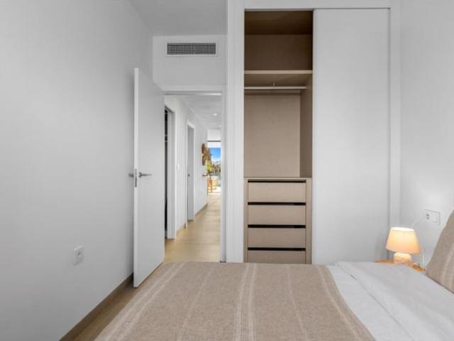 Se venden apartamentos de OBRA NUEVA en Mar de Cristal con plaza de garaje y trastero
