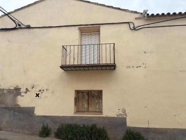 SE VENDEN DOS CASAS INDEPENDIENTES EN CASTEJÓN DEL PUENTE