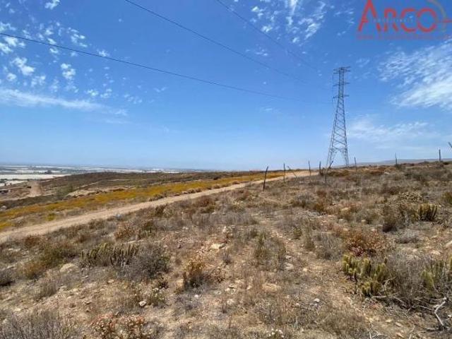 SE VENDEN DOS LOTES EN MANEADERO/Two Lots for Sale