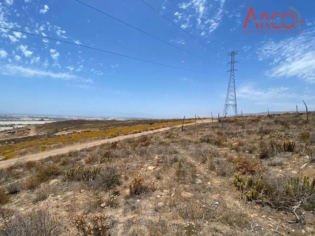 SE VENDEN DOS LOTES EN MANEADERO/Two Lots for Sale