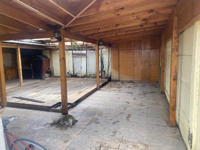 se venden hermosa casa en calle principal, la calera