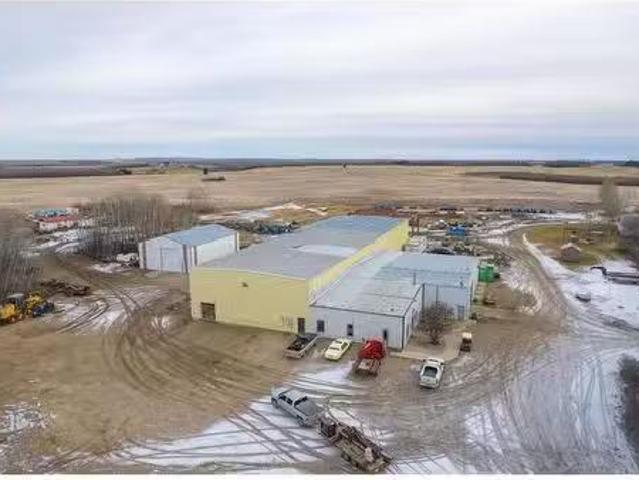 Se W3, Neilburg, SK, S0M 2C0 commercial for sale Listing ID.