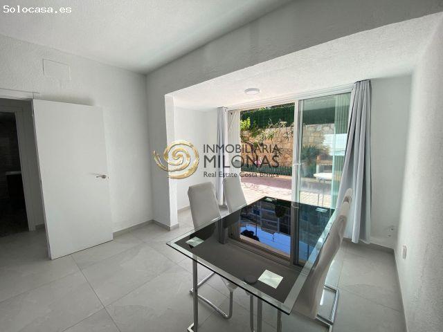 ? Se alquila moderno chalet adosado recién reformado en zona Rincón de Loix en Benidorm ?