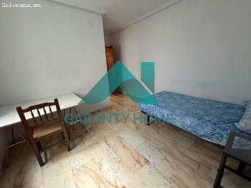 ? ¡SE ALQUILA O SE VENDE AMPLIO DÚPLEX EN PLENO CENTRO DE CÁCERES SE ADMITE ESTUDIANTES! ✨