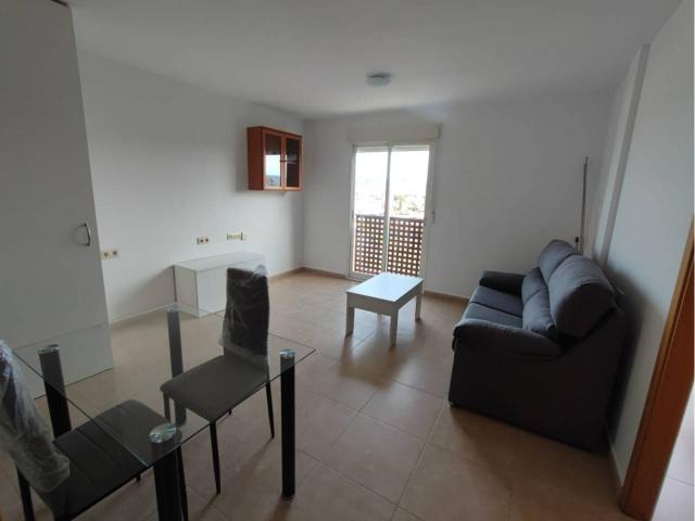 Se alquila acogedor y luminoso apartamento en Cabezo de Torres