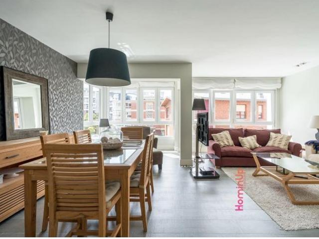 Se Alquila Amplia Vivienda de 3 Dormitorios y 2 Baños en Zona Sopelana Urbanización Arrietara