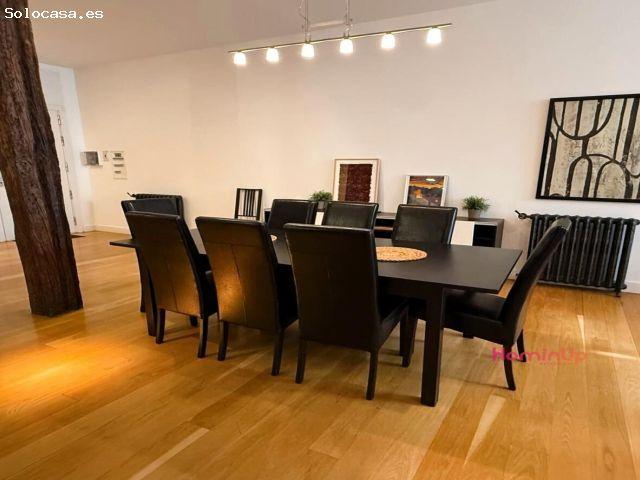 Se Alquila amplia Vivienda por temporadas de 4 Habitaciones y 3 baños en Zona Casco Viejo