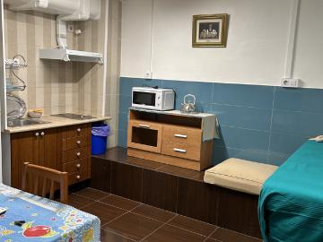 SE ALQUILA APARTAMENTO AMUEBLADO