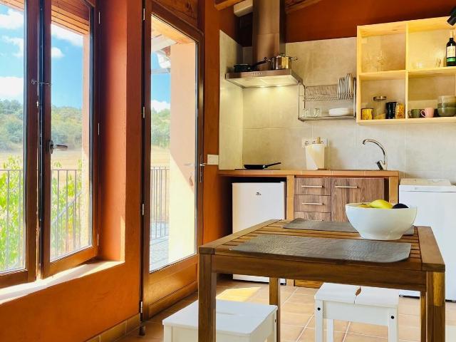 Se alquila apartamento con encanto en las afueras de Benabarre