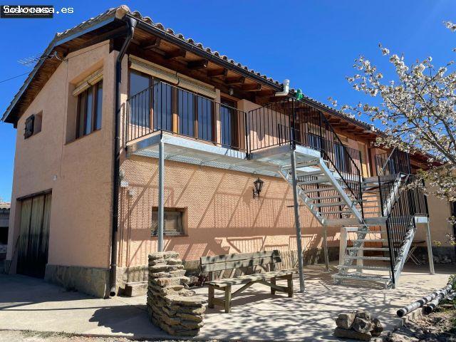 Se alquila apartamento con encanto en las afueras de Benabarre