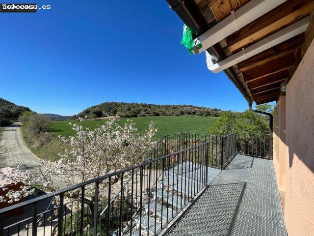 Se alquila apartamento con encanto en las afueras de Benabarre