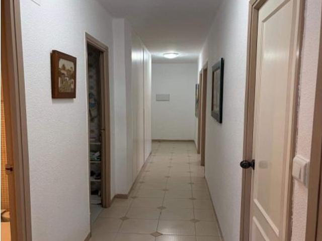 Se alquila apartamento de temporada de sep a junio 2027