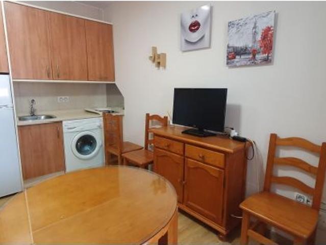 SE ALQUILA APARTAMENTO DE UN DORMITORIOS JUNTO A MILLÁN DE PRIEGO