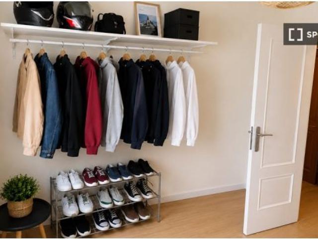 Se alquila apartamento de 1 dormitorio en Godella, con todos los gastos incluidos