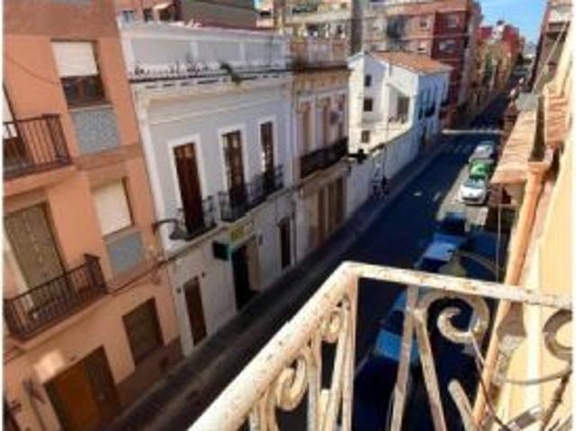 Se alquila apartamento de 1 dormitorio en Natzaret, gastos incluidos