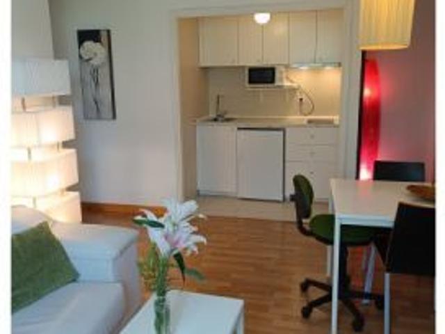 Se alquila apartamento de 1 dormitorio en Palacio, gastos incluidos