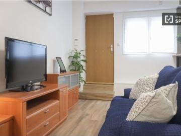 Se alquila apartamento de 1 dormitorio en Palomeras Sureste, gastos incluidos