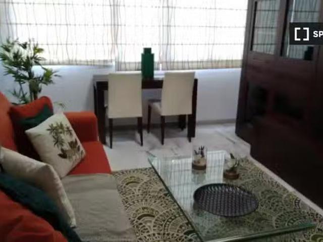 Se alquila apartamento de 1 dormitorio en Santa Catalina Cante.