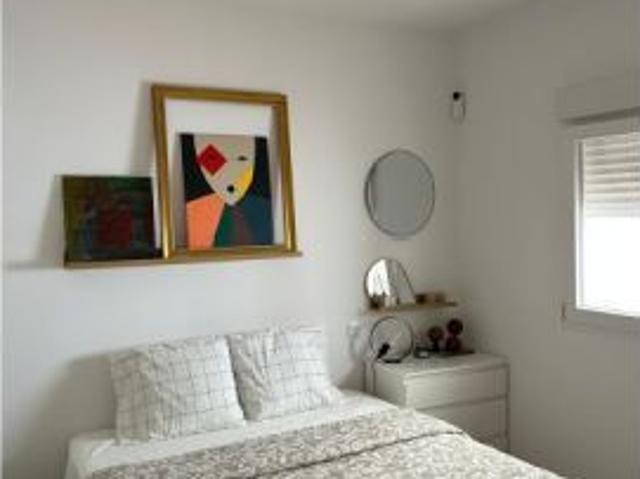 Se alquila apartamento de 1 dormitorio en San Isidro, solo profesionales
