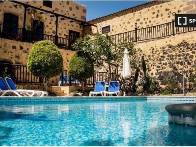 Se alquila apartamento de 1 dormitorio en San Miguel de Abona, gastos incluidos