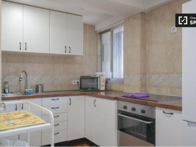 Se alquila apartamento de 1 habitación en San Isidro