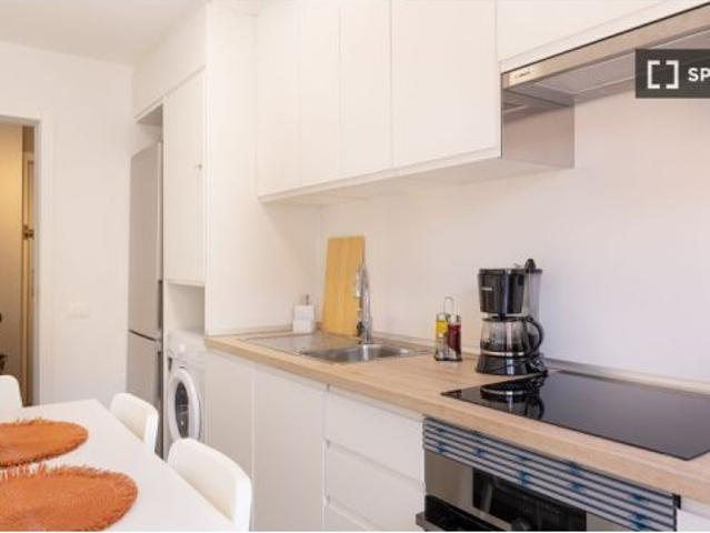 Se alquila apartamento de 2 habitaciones en Candelaria, gastos incluidos